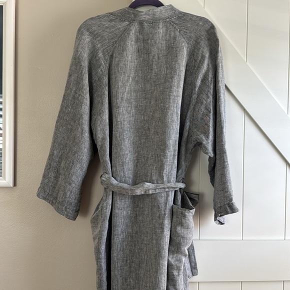 Brooklinen Linen Robe NWT - Picture 4 of 8